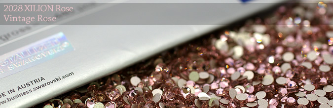 Swarovski #2028 Vintage Rose 